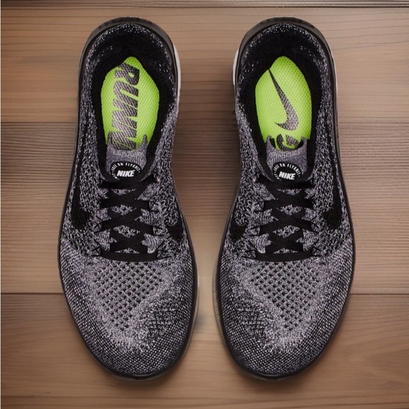 Nike Free RN Flyknit 2018 Sneakers Oreo White Black 942838-101 Mens Size - Picture 5 of 11